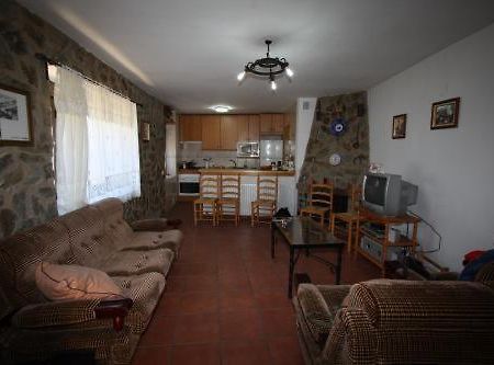 Casa Rural El Huerto Guest House Solana de Avila ภายนอก รูปภาพ